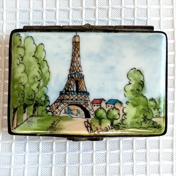 SOLD Vintage Limoges France Hand Painted Eiffel Tower Letter Mini Trinket Box - Picture 1 of 8